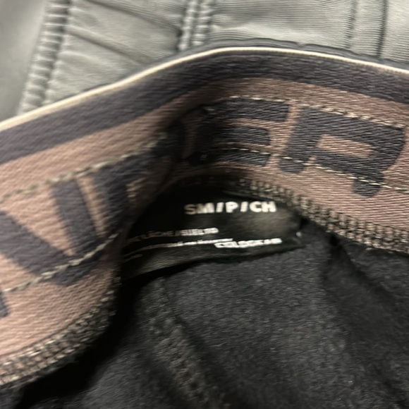 3pairs of Men’s size small pants. 2 black  and 1 dark gray. - Picture 8 of 8